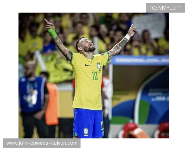 内马尔横切中路后分球，巴西前场配合如流水般自然——一场进攻艺术的品牌叙事